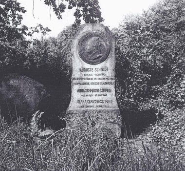 Grabmal von Auguste Schmidt, Zustand 1969 (6)