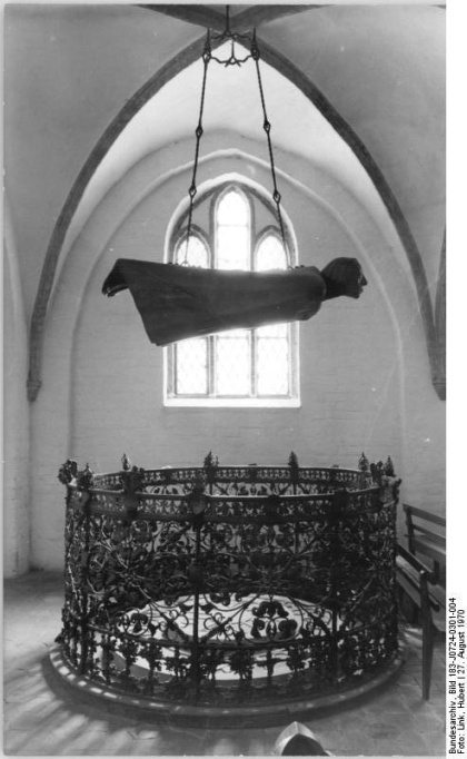 Barlach "Schwebender Engel", Quelle: Bundesarchiv, Bild 183-J0724-0301-004 / CC-BY-SA     