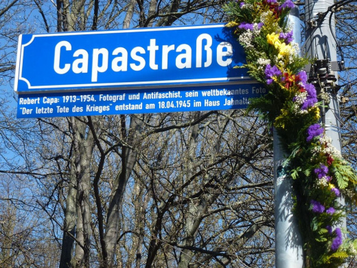  Straßenschild der Capastraße in Leipzig. (4)