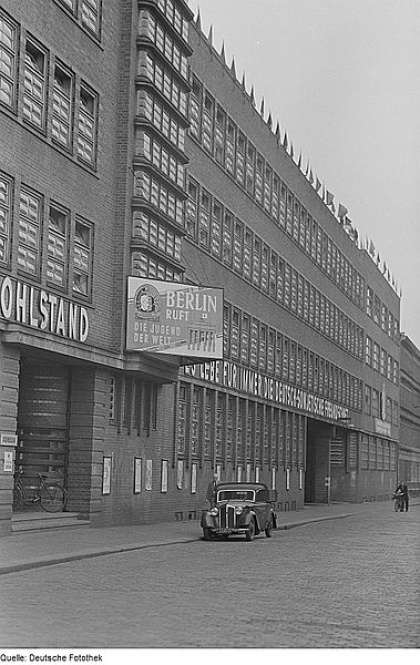 Konsum-Zentrale in der Industriestraße 85-95. Foto: Deutsche Fotothek; R. u. R. Rössing 1951.